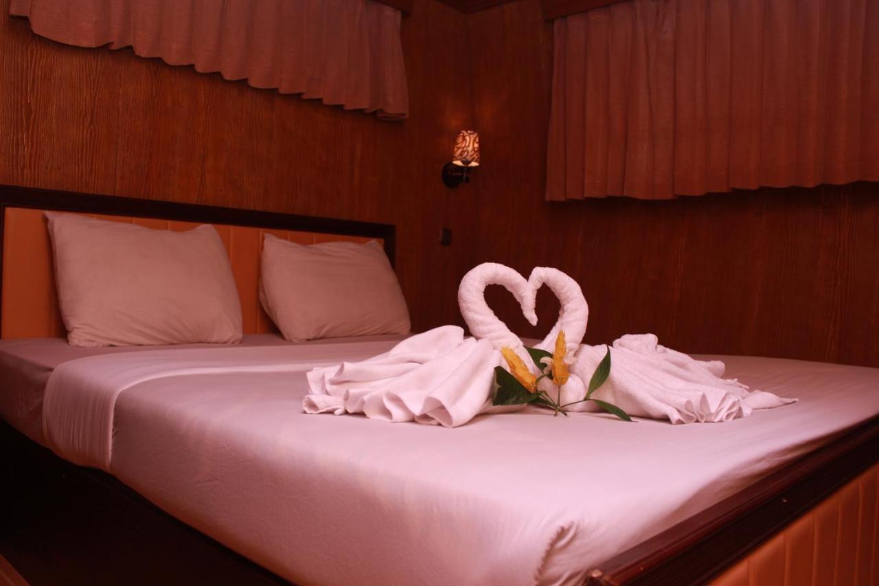 Safari Resort Puncak Luaran gambar