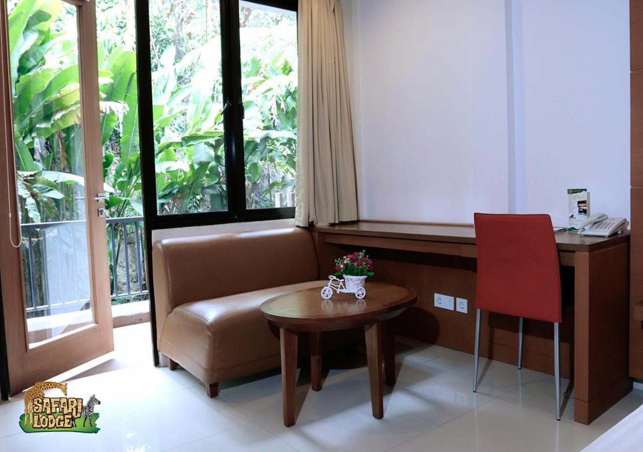 Safari Resort Puncak Luaran gambar